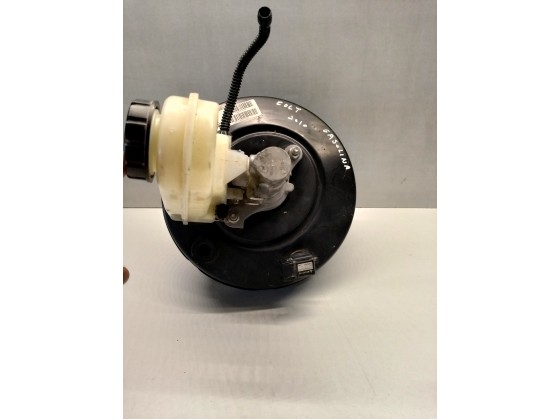 Servofreio-Mitsubishi-Colt-VI-2010-265604
